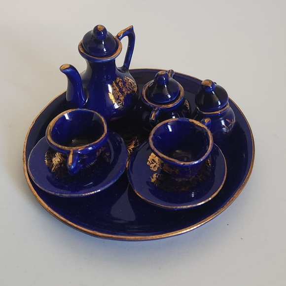 Vintage  Cobalt Blue and Gold Miniature Dollhouse 11 pieces Tea Set - Picture 2 of 6
